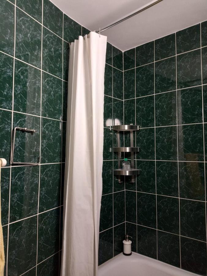 Two Bedroom Apartment Farmec Cluj-Napoca Esterno foto